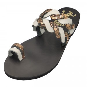 ΓΥΝΑΙΚΕΙΟ ΔΕΡΜΑΤΙΝΟ FLAT ΣΑΝΔΑΛΙ ΛΕΥΚΟ ΦΙΔΙ ΠΕΡΙΔΕΡΑΙΟ